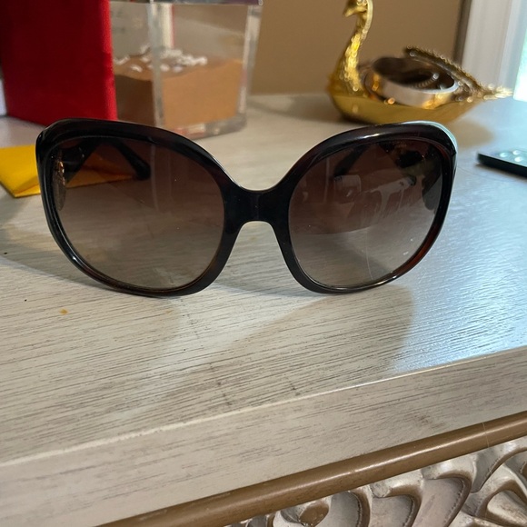 Bulgari sunglasses - Picture 1 of 8